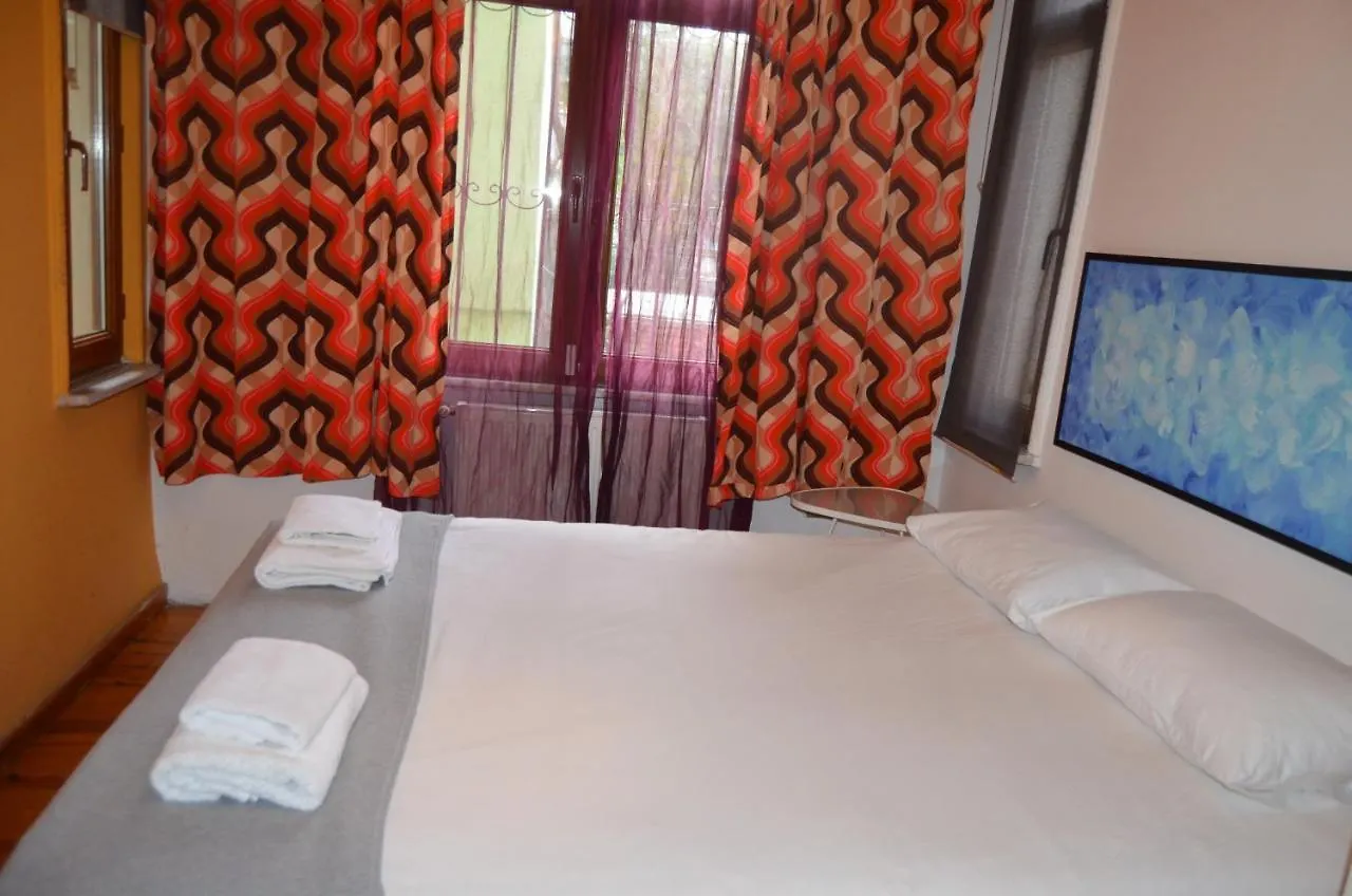 A Sweet Home 2 Bedrooms Apart O-2 Istanbul 0*,  Turkey